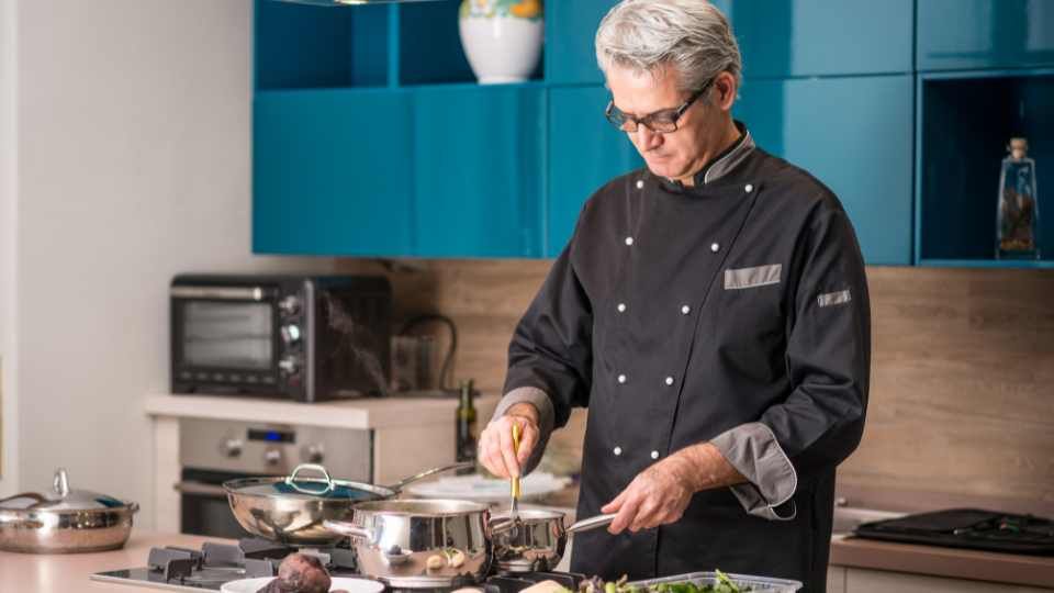 private chef cooking